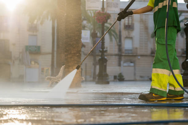 Best Pool Deck Cleaning  in Humboldt Hill, CA